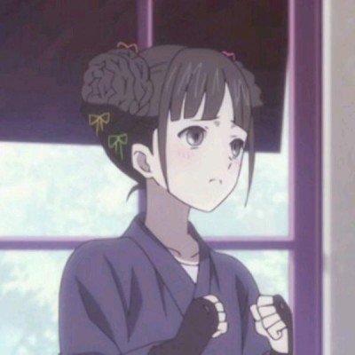 主播明明离开东方甄选后首开直播